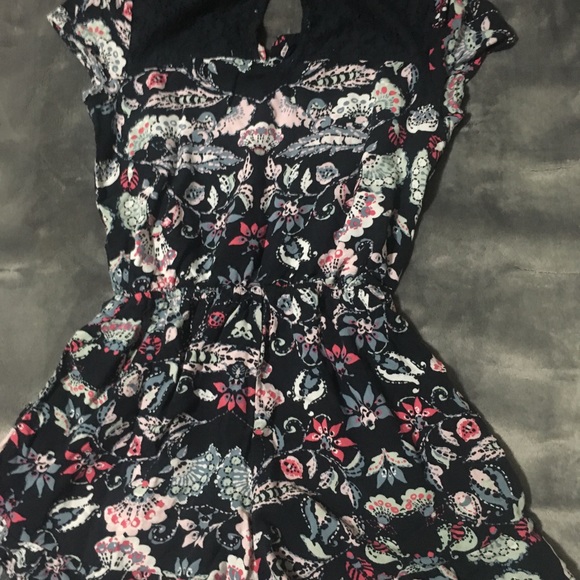 Abercrombie - Picture 2 of 4